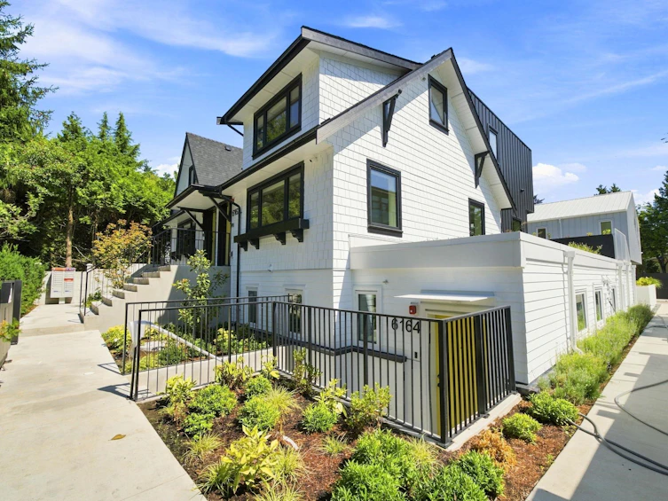 6170 Granville Street, Vancouver, BC, V6M 3E3 - 30