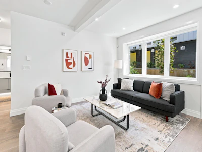 6170 Granville Street - 3