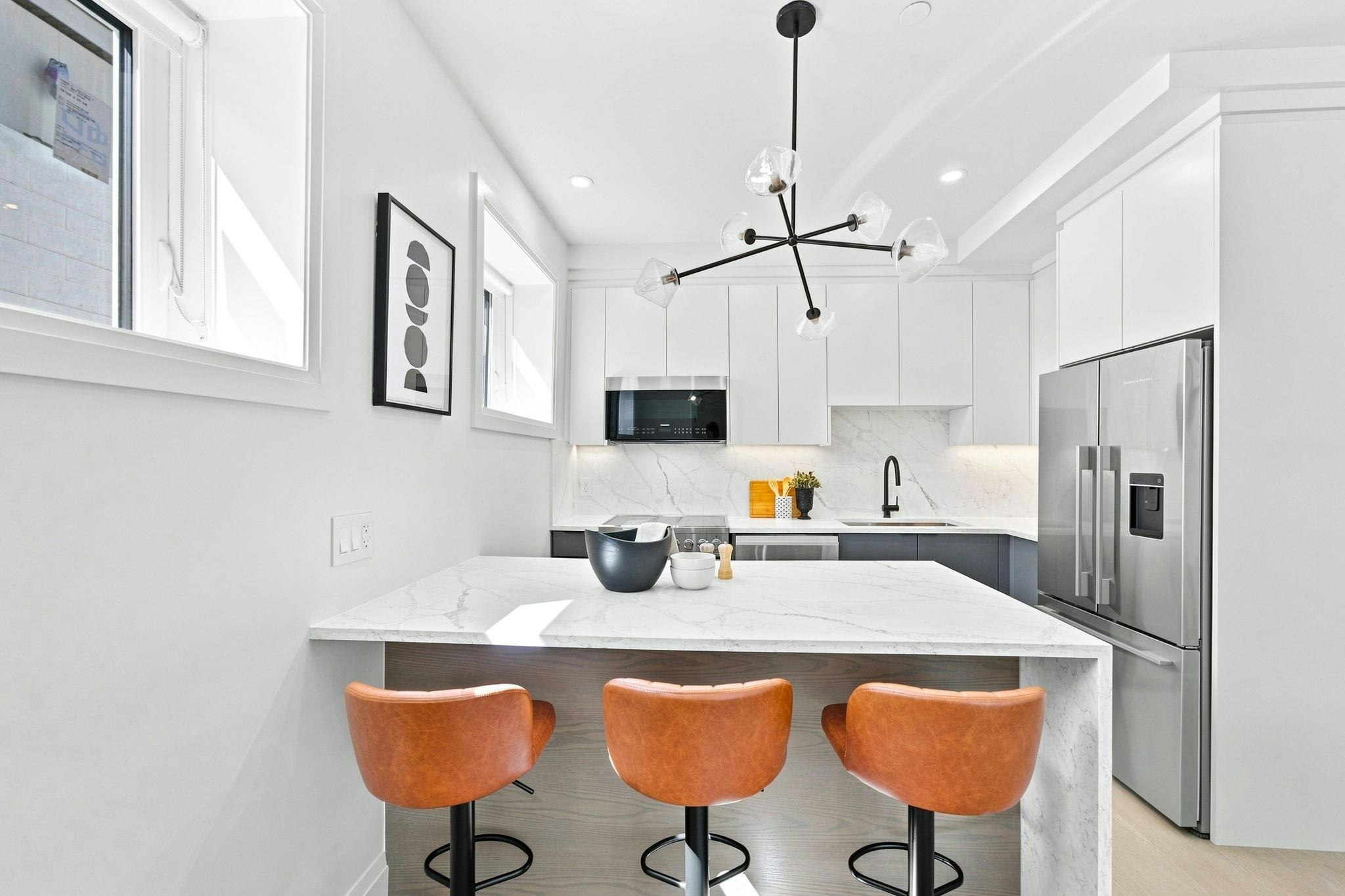 6170 Granville Street, Vancouver, BC, V6M 3E3 - 11