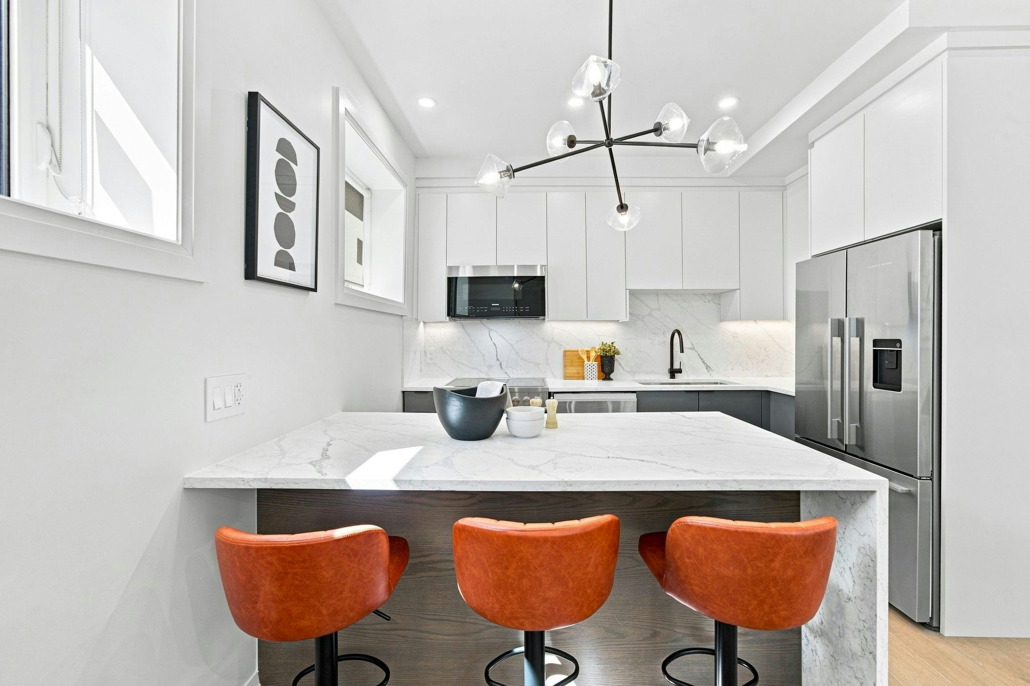 6170 Granville Street, Vancouver, BC, V6M 3E3 - 7