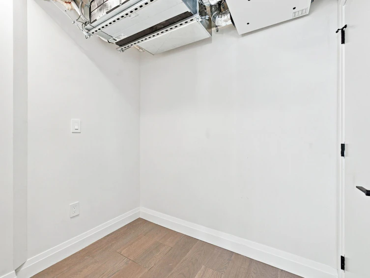 6170 Granville Street, Vancouver, BC, V6M 3E3 - 20