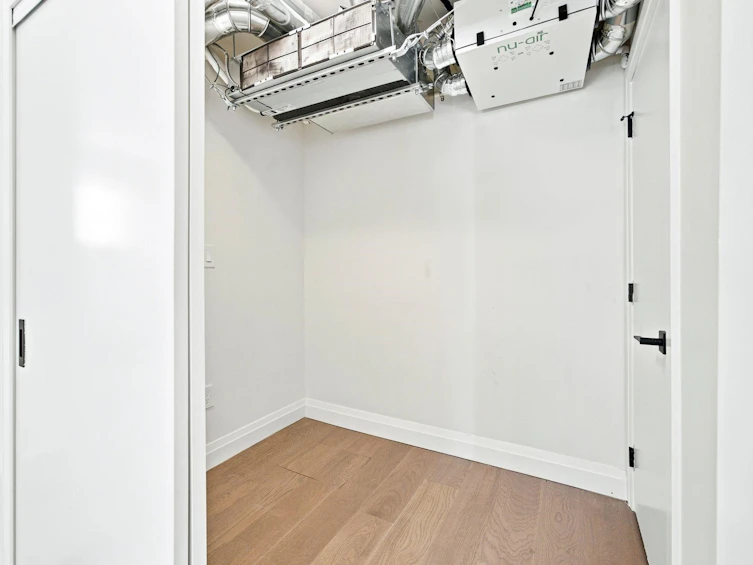 6170 Granville Street, Vancouver, BC, V6M 3E3 - 21