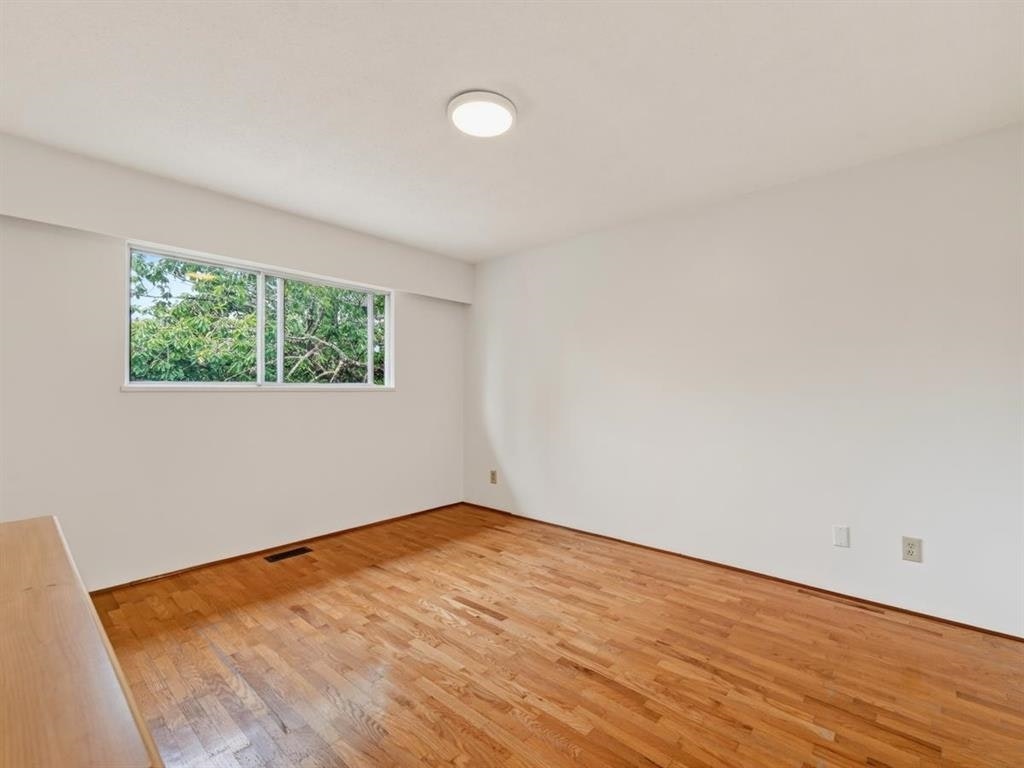6031 Alta Court, Richmond, BC, V7C 4A2 - 8