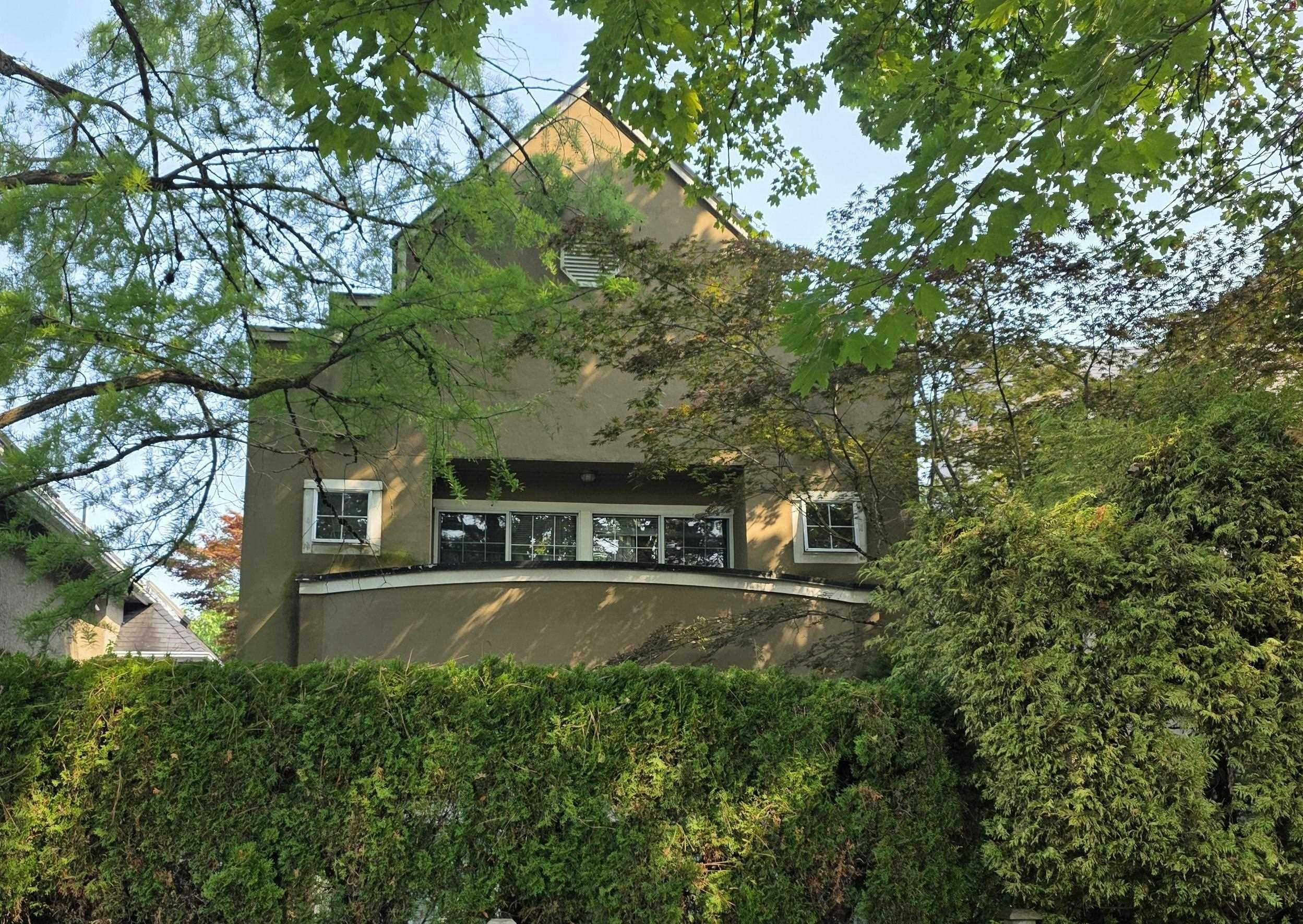 3581 W 6th Avenue, Vancouver, BC, V6R 1T5