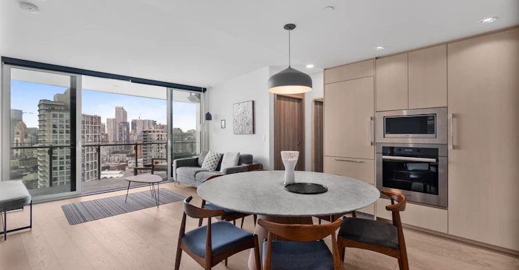 2720-89 Nelson Street, Vancouver, BC, V6Z 0E7