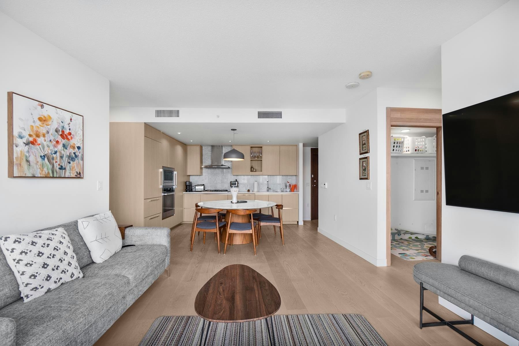 2720-89 Nelson Street, Vancouver, BC, V6Z 0E7 - 5
