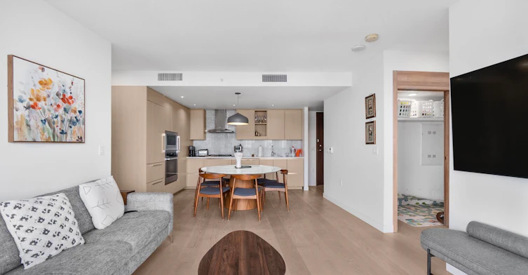 2720-89 Nelson Street, Vancouver, BC, V6Z 0E7 - 5