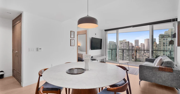 2720-89 Nelson Street, Vancouver, BC, V6Z 0E7 - 2
