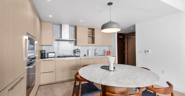 2720-89 Nelson Street, Vancouver, BC, V6Z 0E7 - 6
