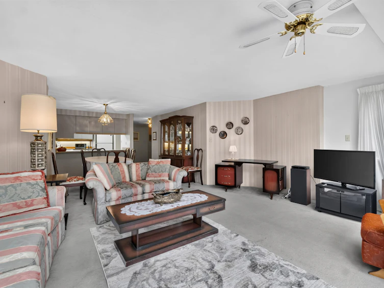 102-3441 Curle Avenue, Burnaby, BC, V5G 4P4 - 9