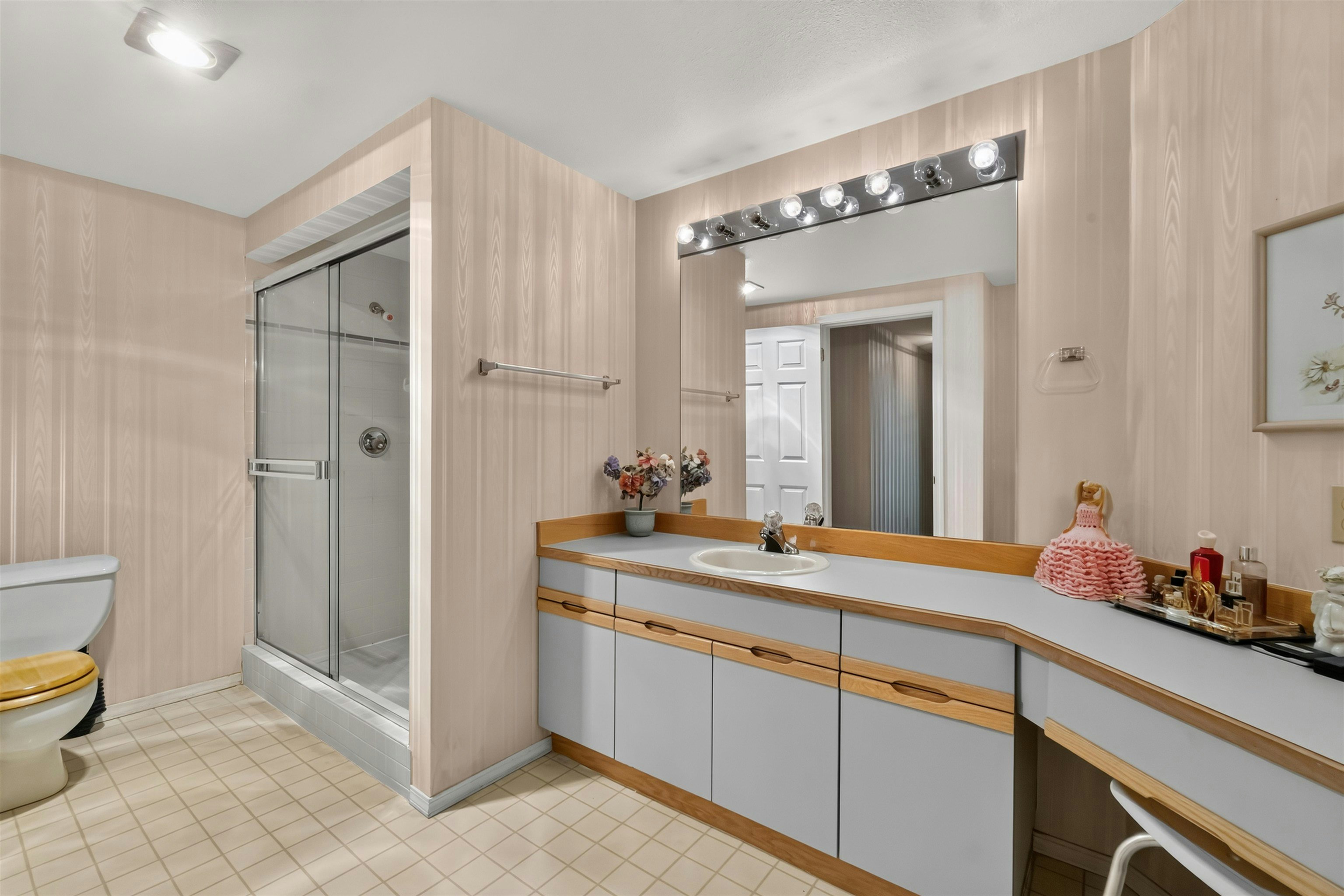 102-3441 Curle Avenue, Burnaby, BC, V5G 4P4 - 23