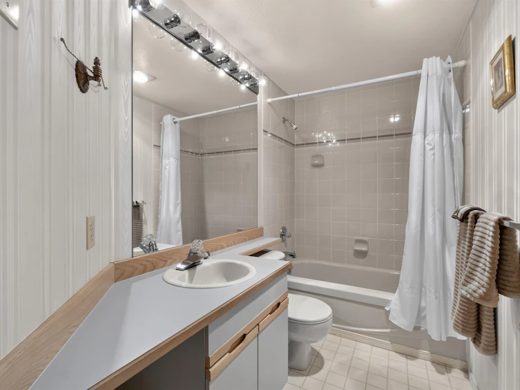 102-3441 Curle Avenue, Burnaby, BC, V5G 4P4 - 28