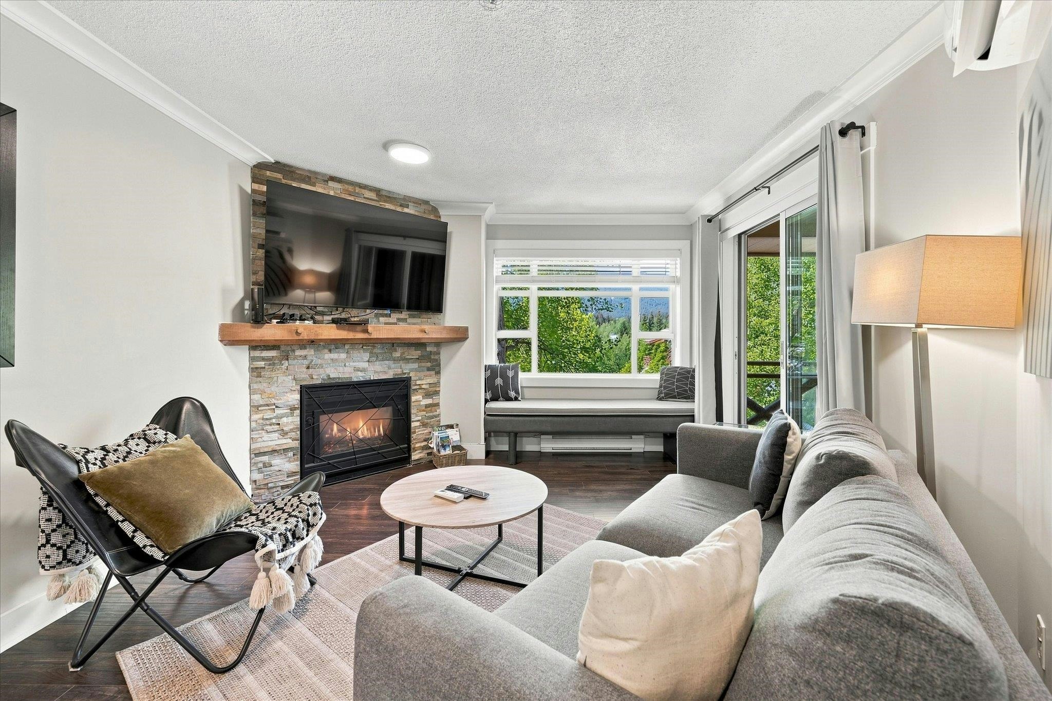 324-4360 Lorimer Road - 2