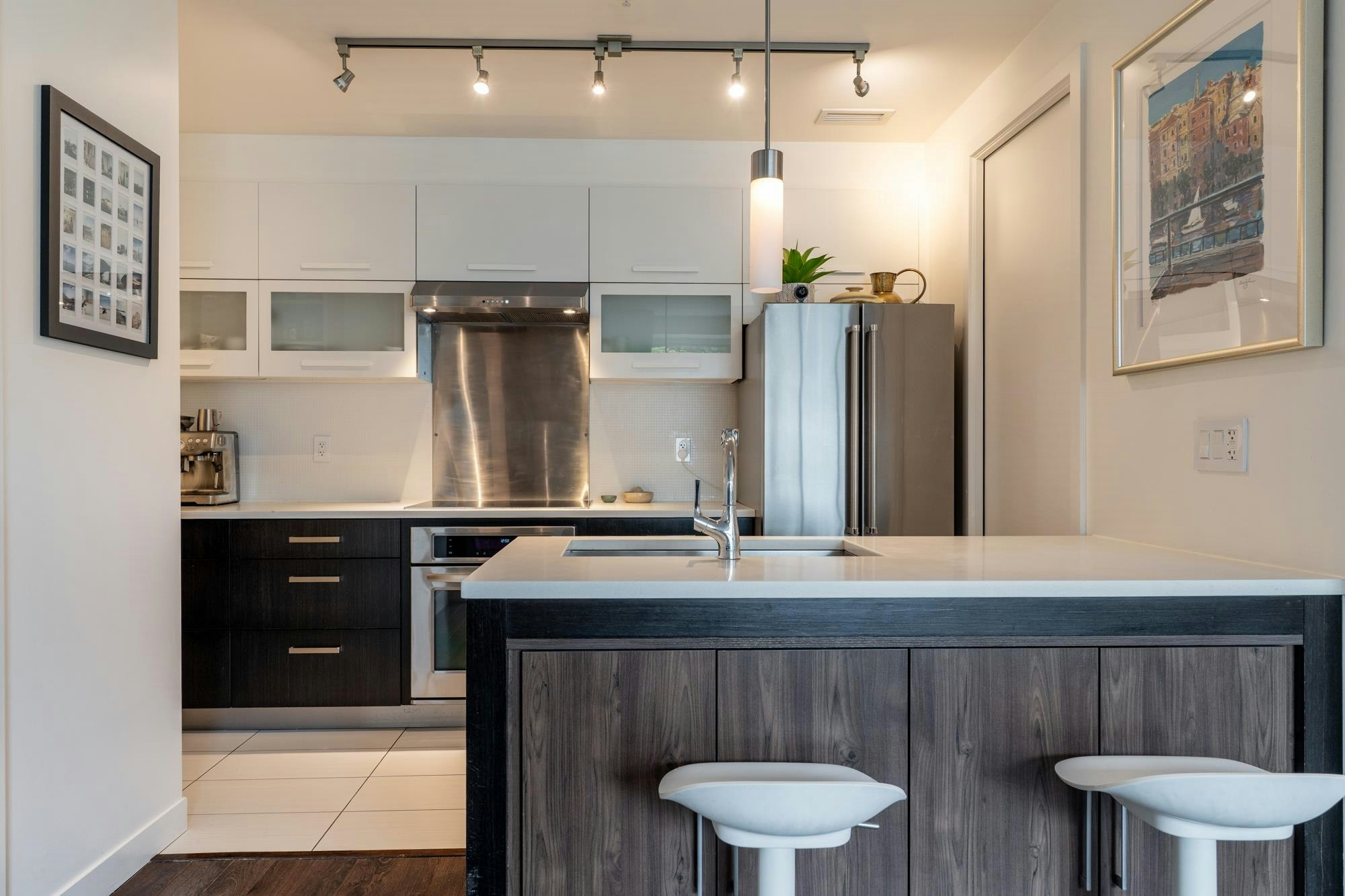 182 E 17th Avenue, Vancouver, BC, V5V 1A4
