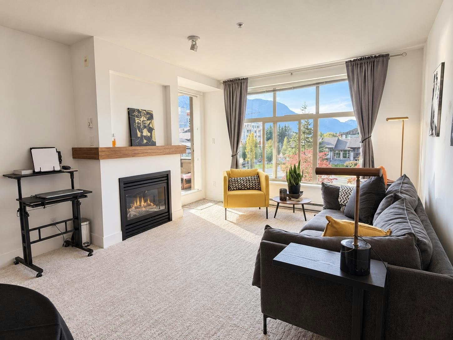 318-1211 Village Green Way - 4