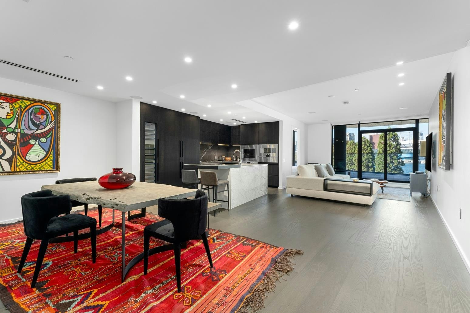 303-1601 Quebec Street, Vancouver, BC, V6A 0J9