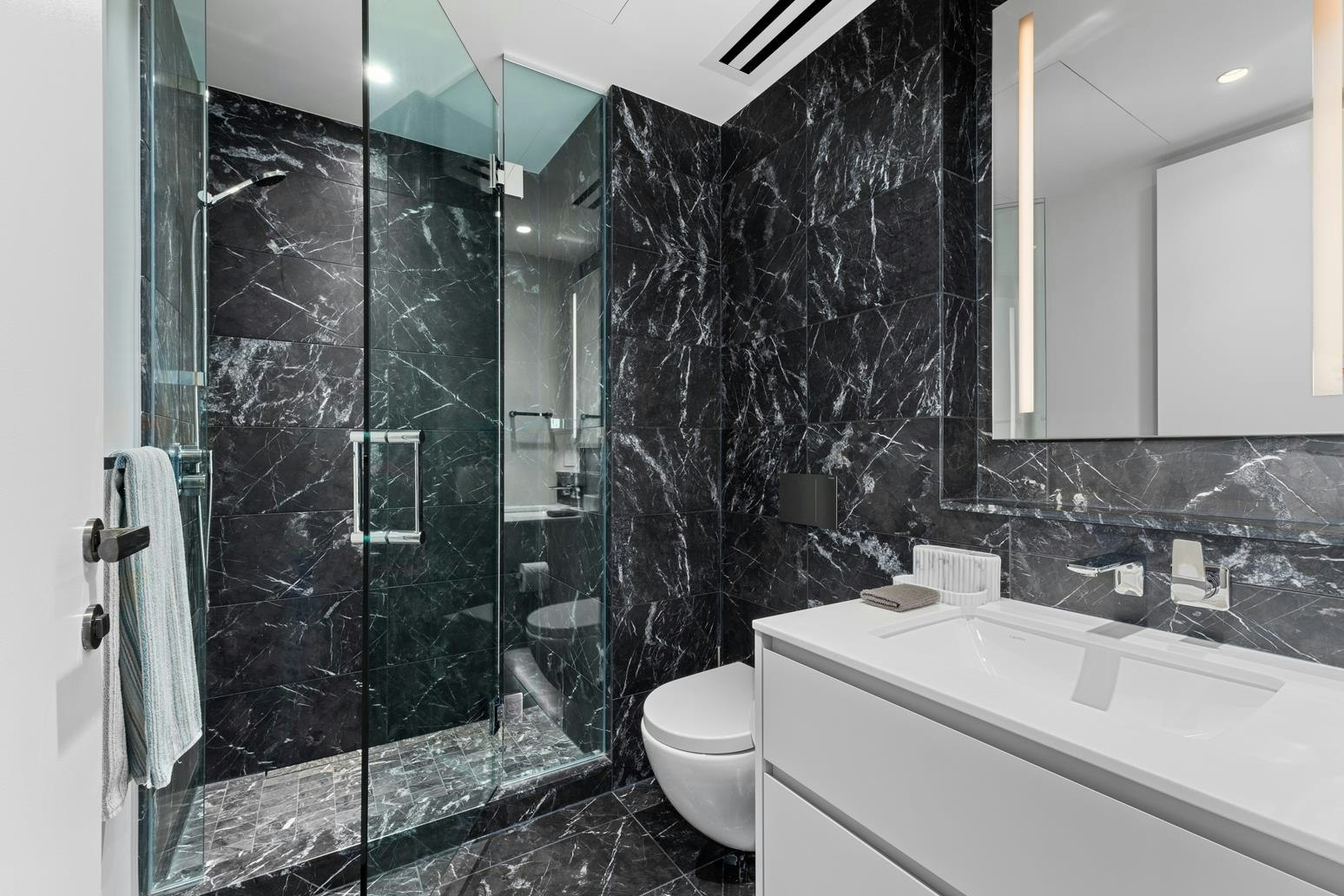 303-1601 Quebec Street, Vancouver, BC, V6A 0J9 - 21
