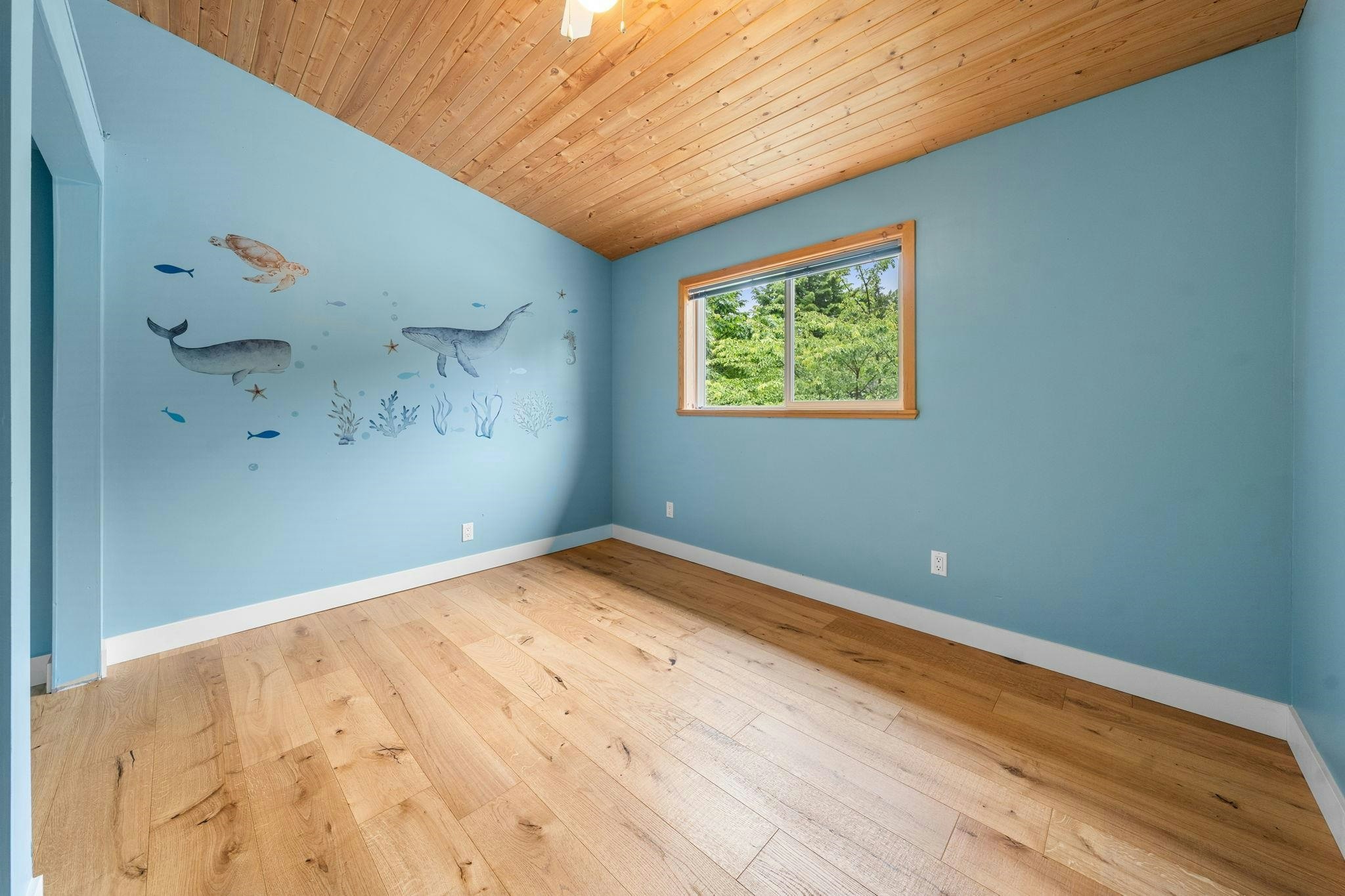 38260 Westway Avenue, Squamish, BC, V8B 0Y5 - 16