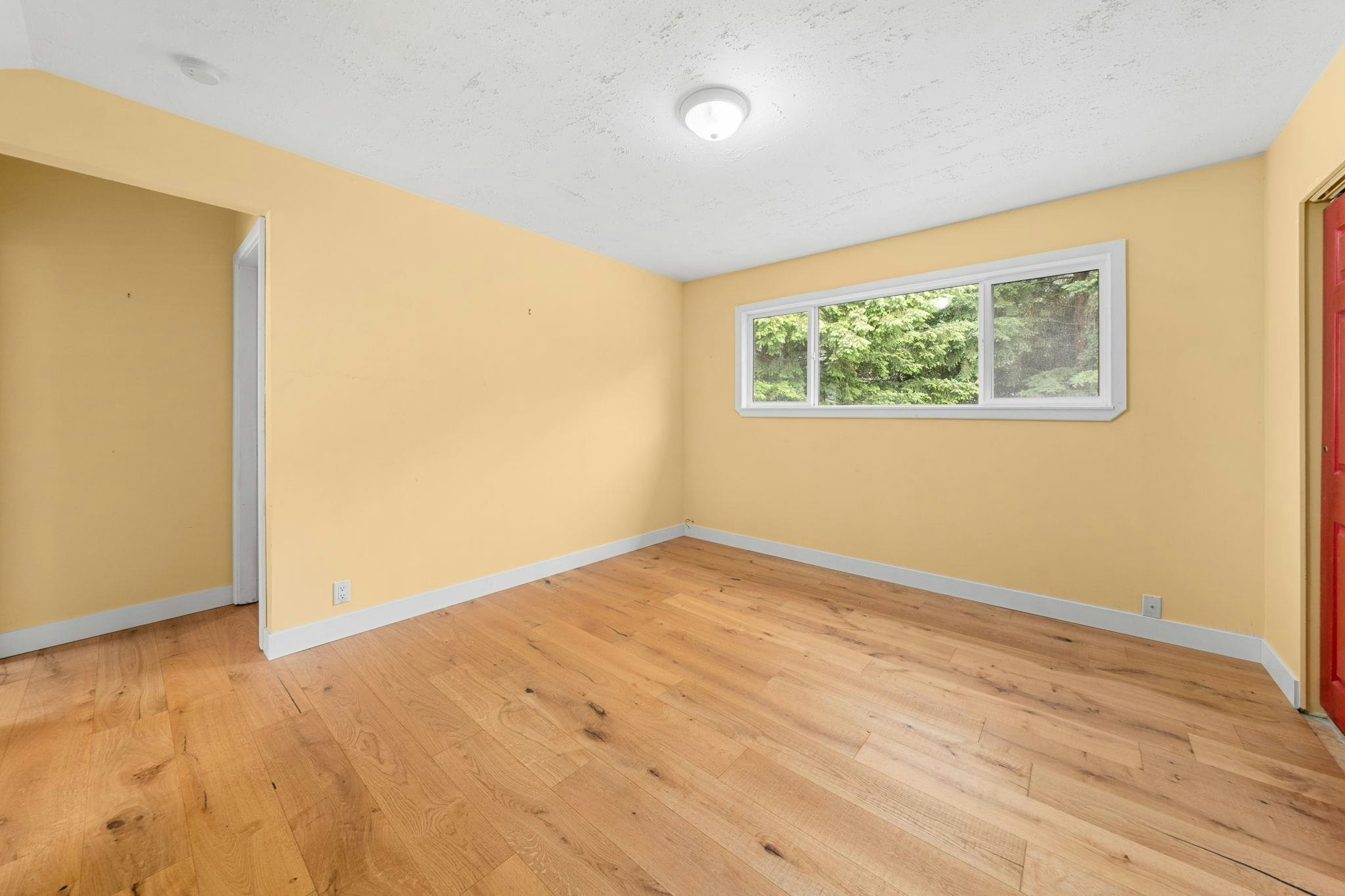 38260 Westway Avenue, Squamish, BC, V8B 0Y5 - 14