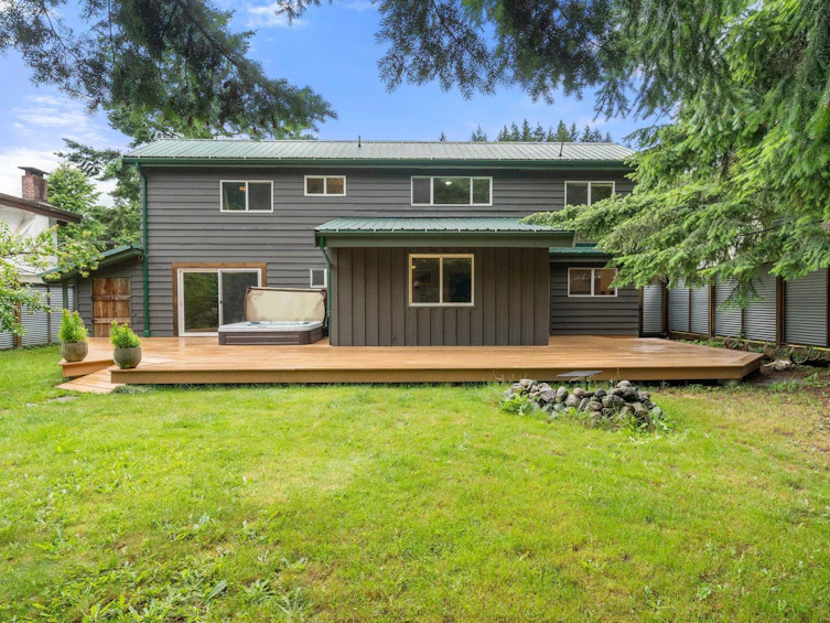 38260 Westway Avenue, Squamish, BC, V8B 0Y5 - 30