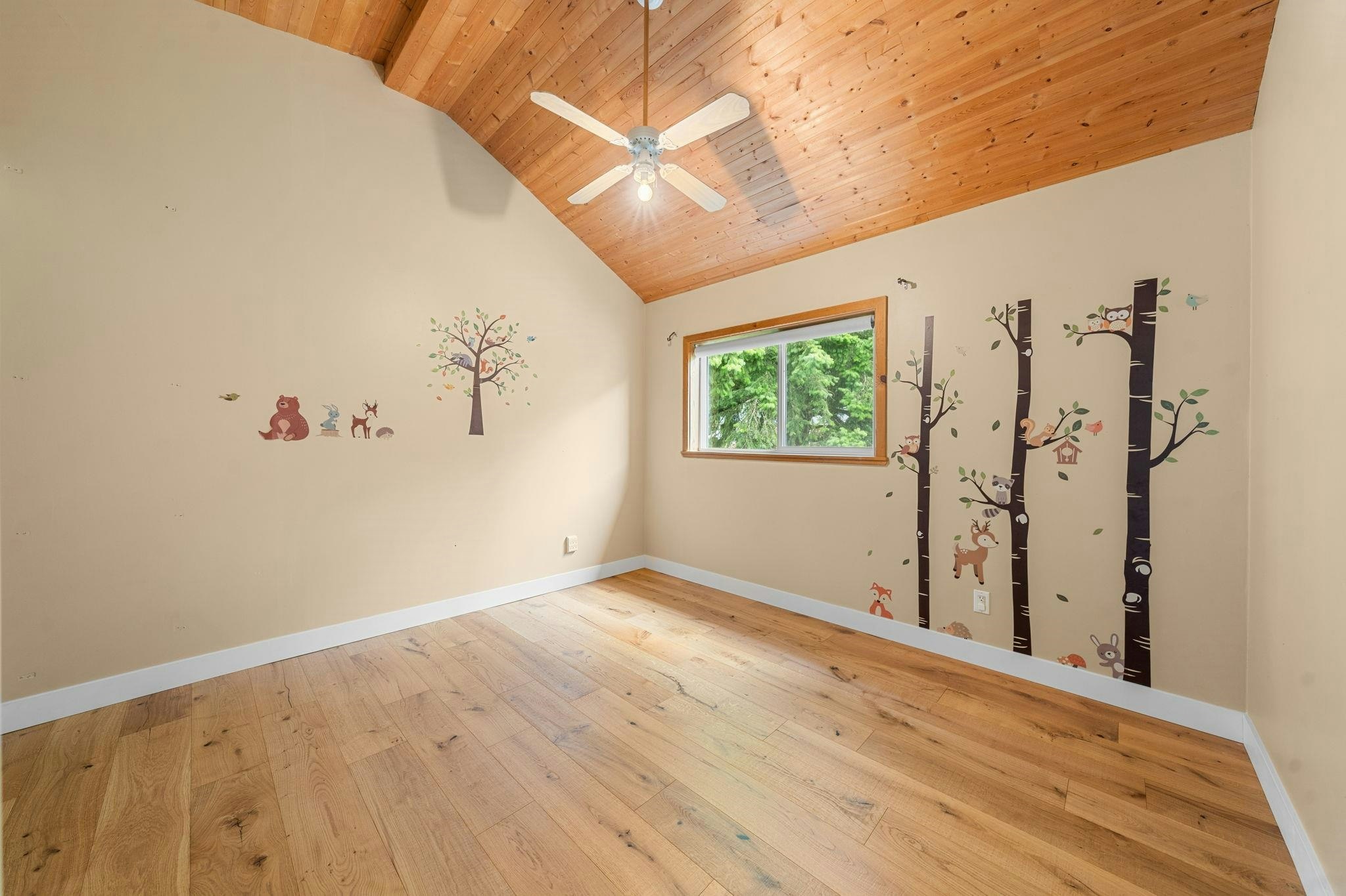 38260 Westway Avenue, Squamish, BC, V8B 0Y5 - 17