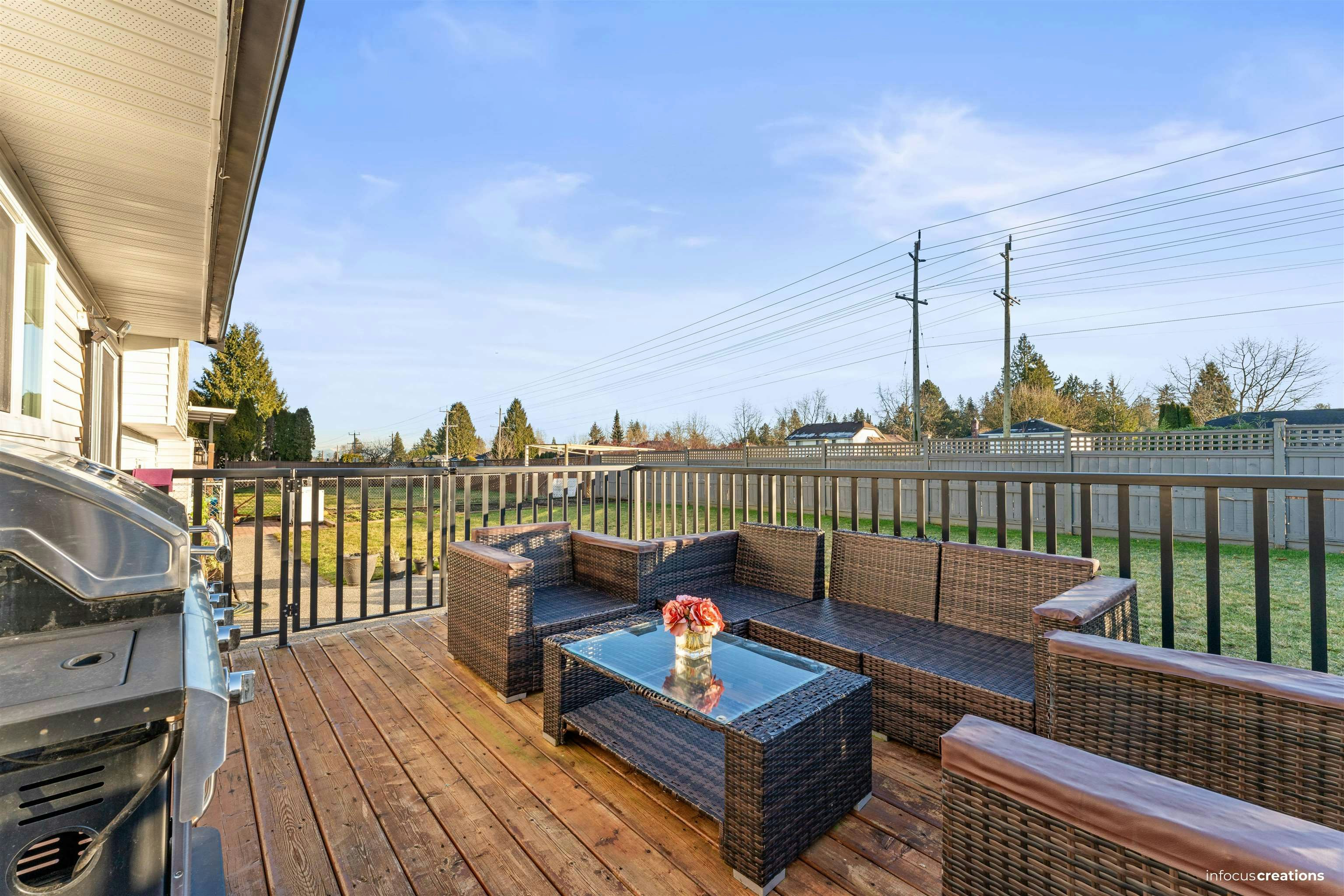 15796 95a Avenue, Surrey, BC, V4N 2L4 - 21