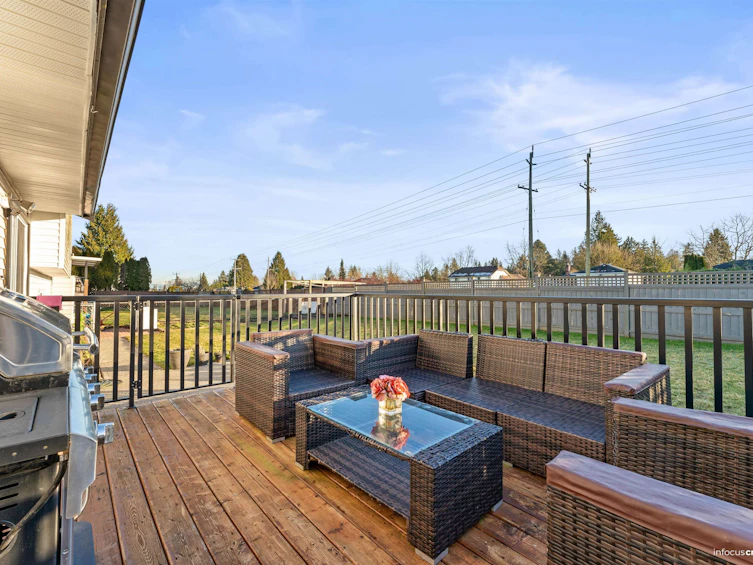 15796 95a Avenue, Surrey, BC, V4N 2L4 - 21