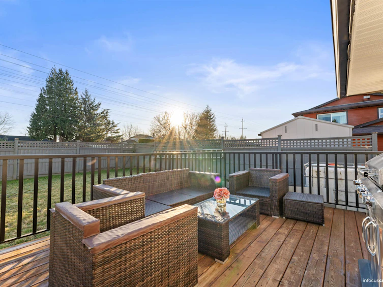15796 95a Avenue, Surrey, BC, V4N 2L4 - 20