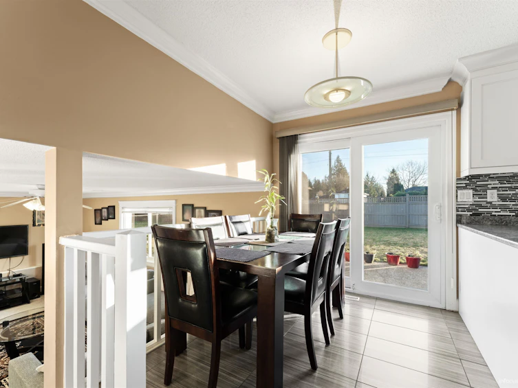 15796 95a Avenue, Surrey, BC, V4N 2L4 - 7