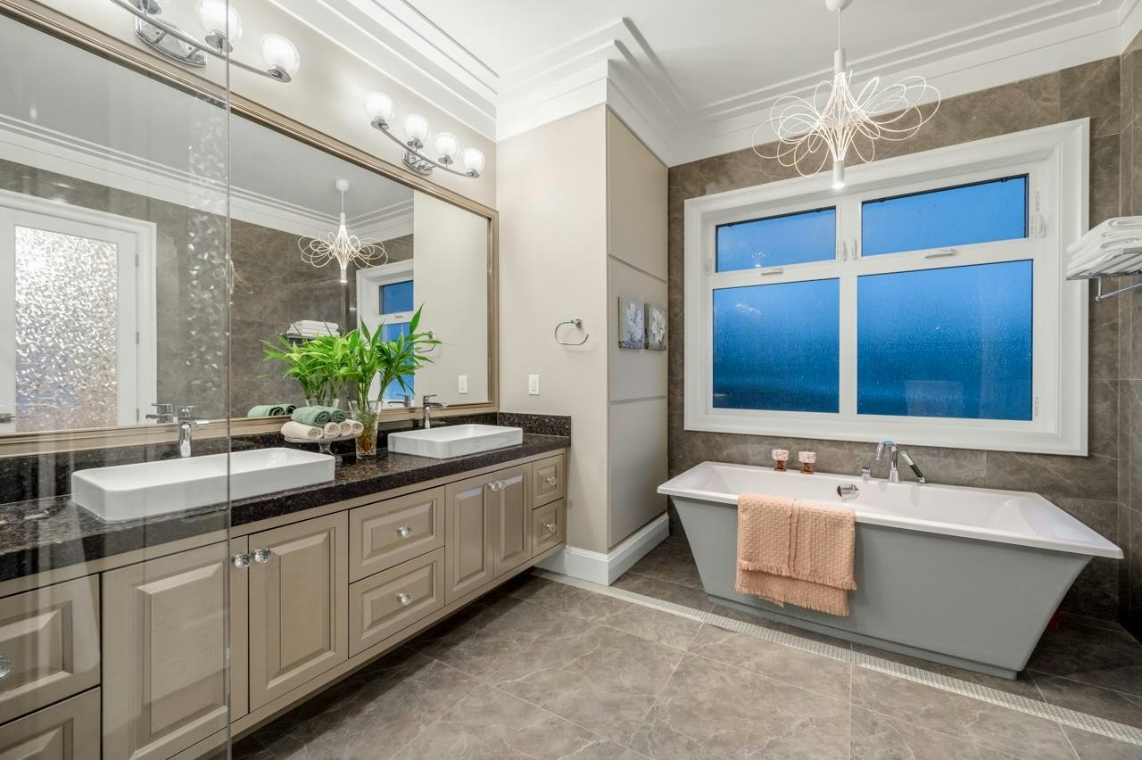 6100 Alta Court, Richmond, BC, V7C 2R4 - 23