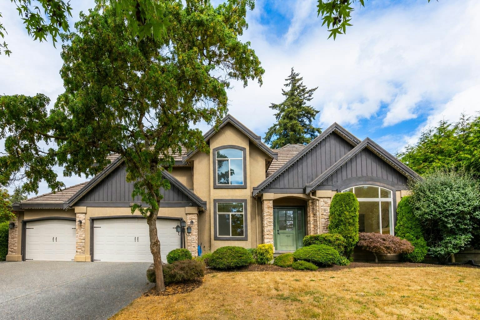 18589 55 Avenue, Surrey, BC, V3S 9E5