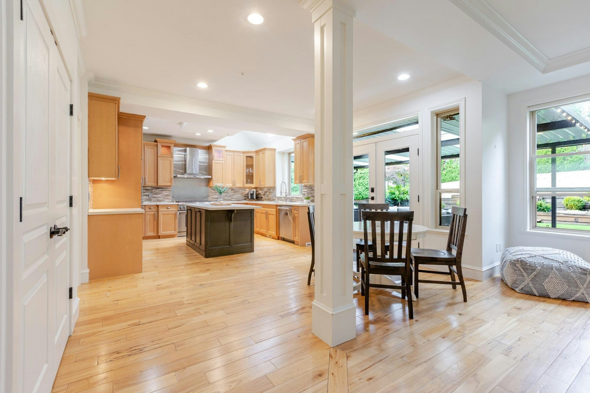 18589 55 Avenue - 5