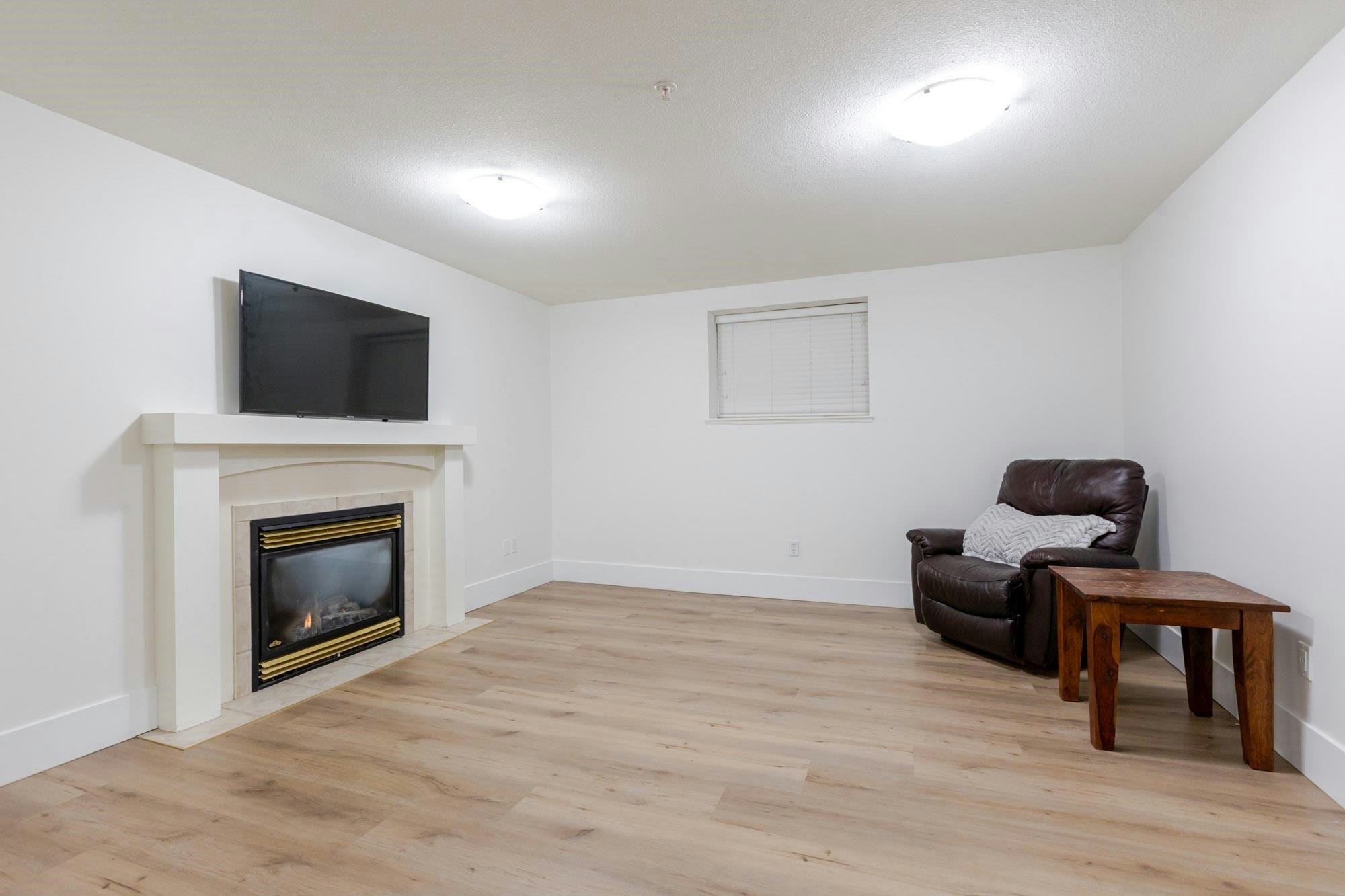 18589 55 Avenue, Surrey, BC, V3S 9E5 - 28