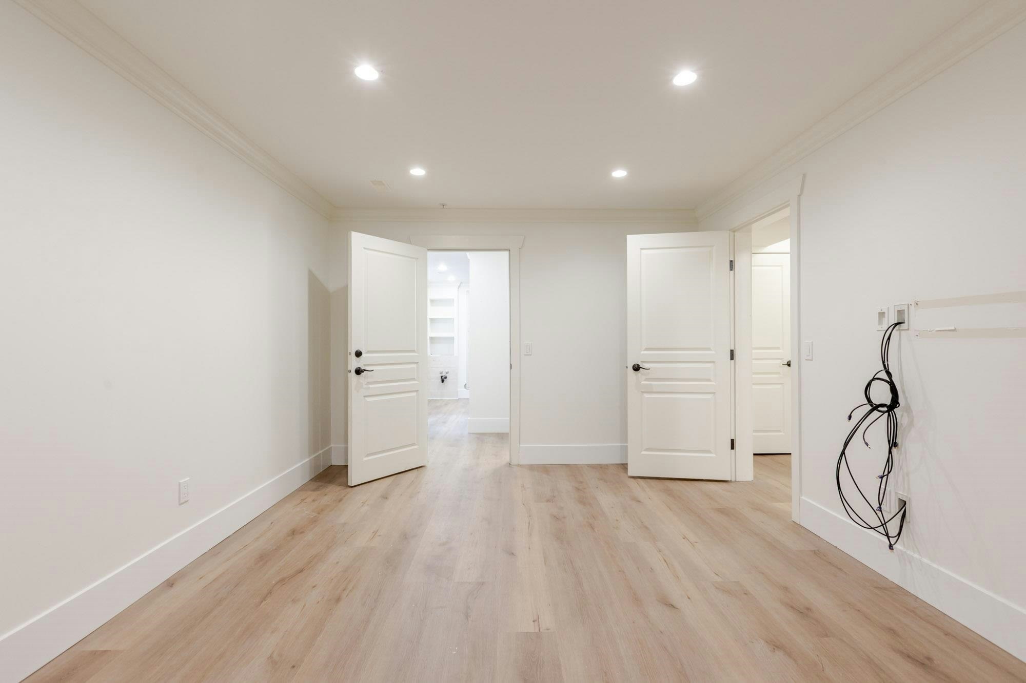 18589 55 Avenue, Surrey, BC, V3S 9E5 - 29