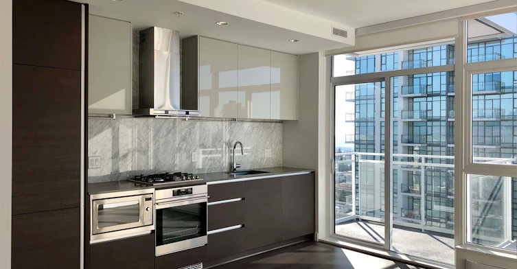 2203-4670 Assembly Way, Burnaby, BC, V5H 0H3 - 2
