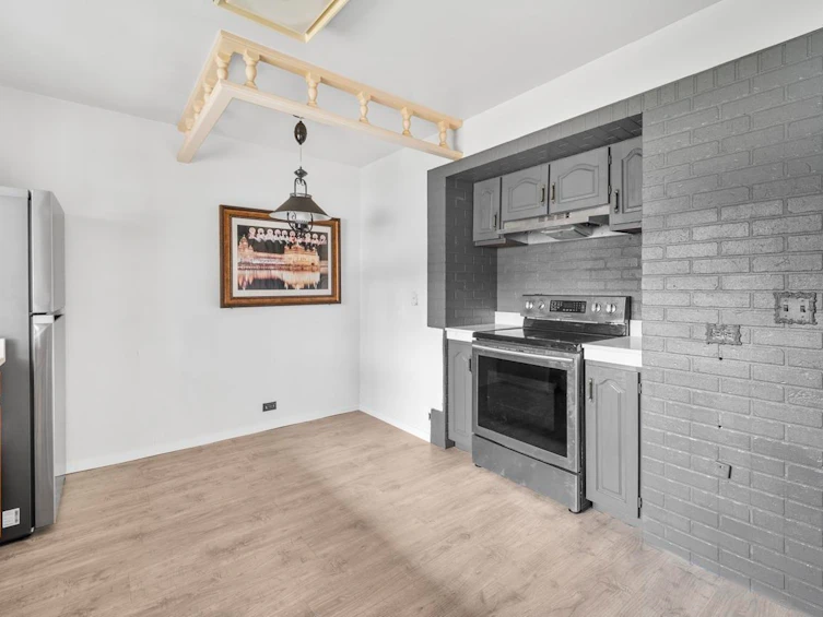 761 Cottonwood Avenue, Coquitlam, BC, V3J 2S8 - 7