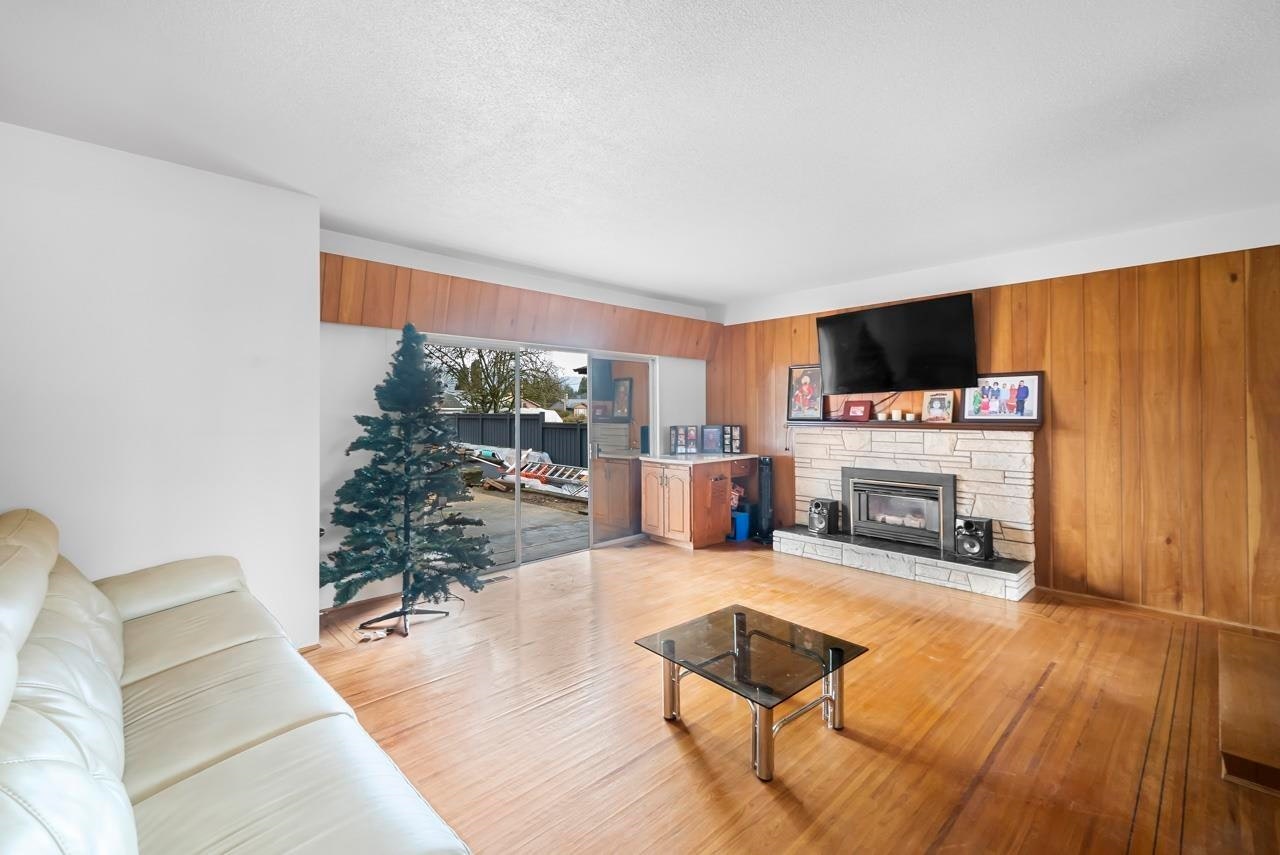 761 Cottonwood Avenue, Coquitlam, BC, V3J 2S8 - 3