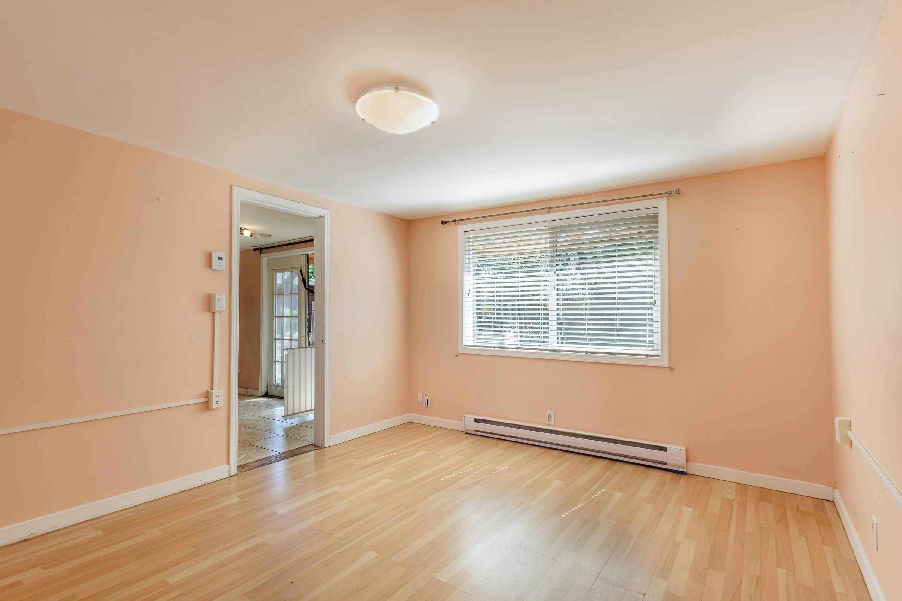 5675 Wharf Avenue, Sechelt, BC, V0N 3A0 - 33