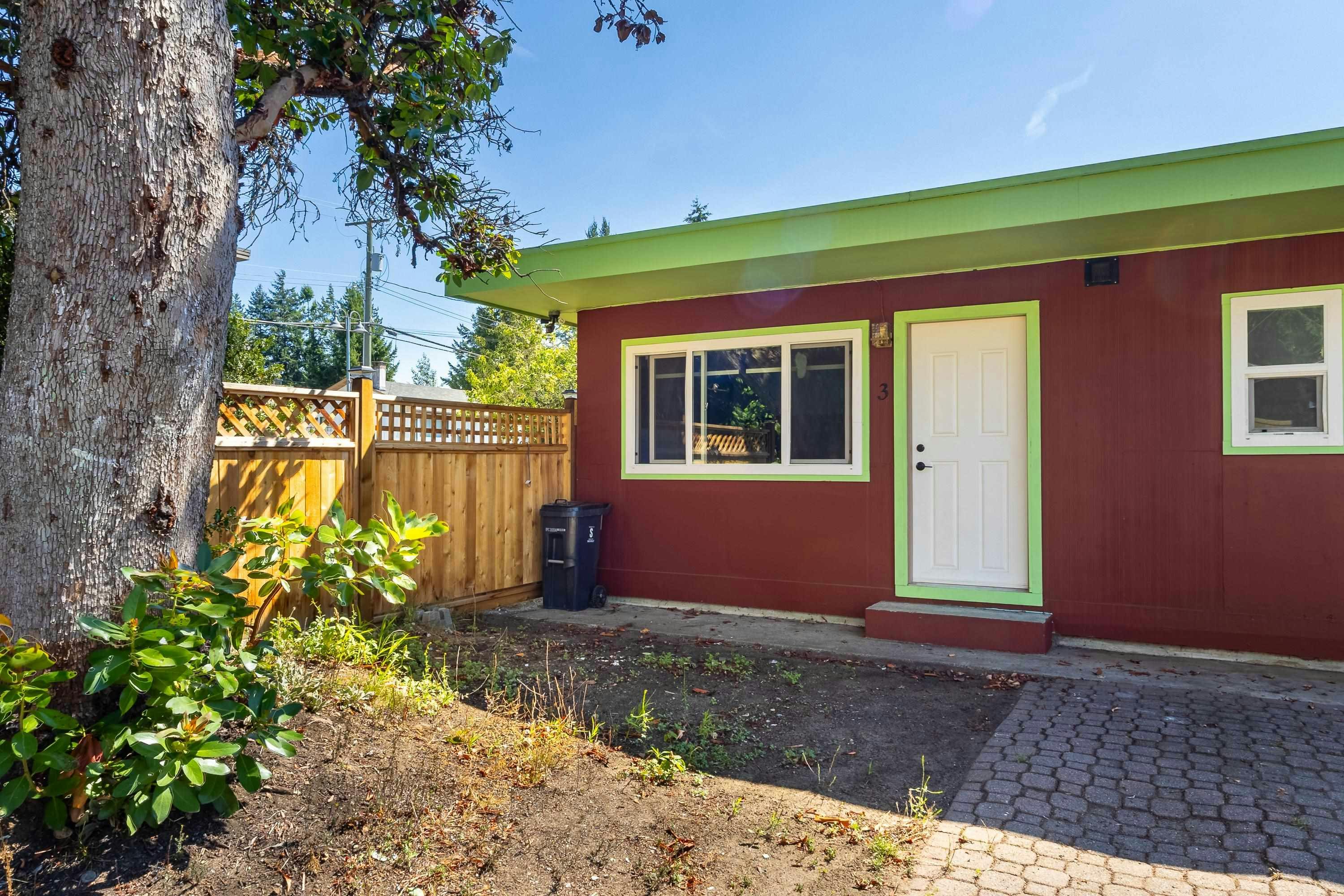5675 Wharf Road - 4