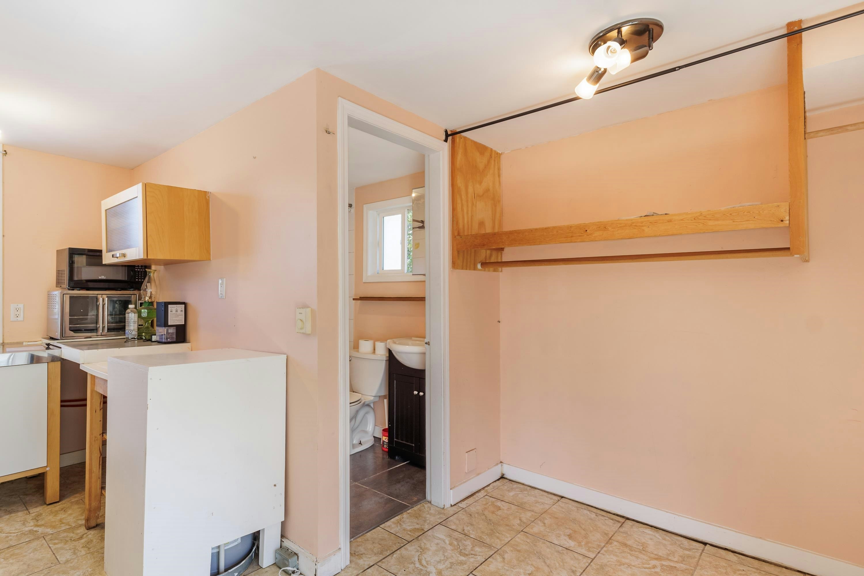 5675 Wharf Avenue, Sechelt, BC, V0N 3A0 - 34