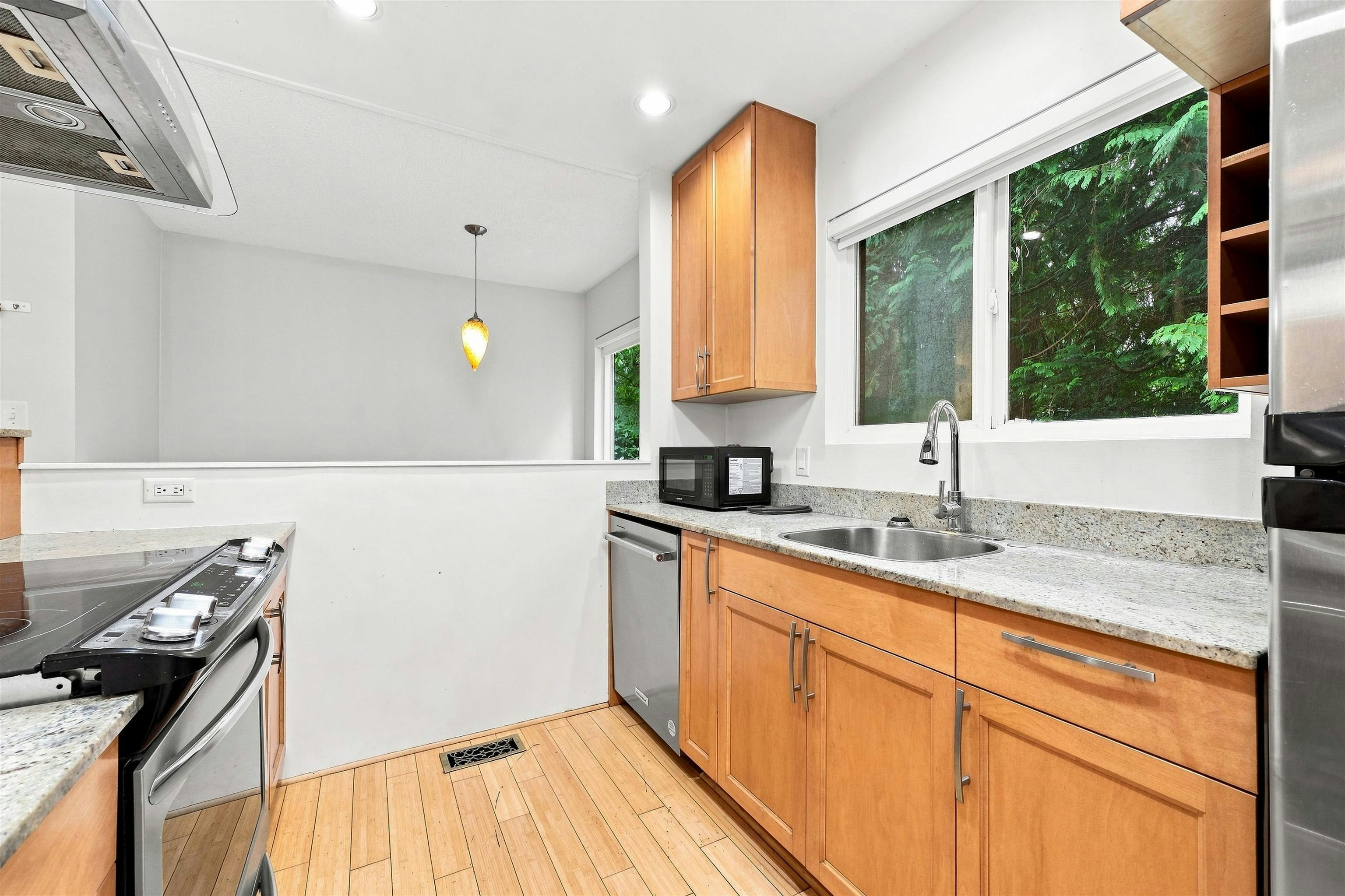 3381 William Avenue, North Vancouver, BC, V7K 1Z7 - 15