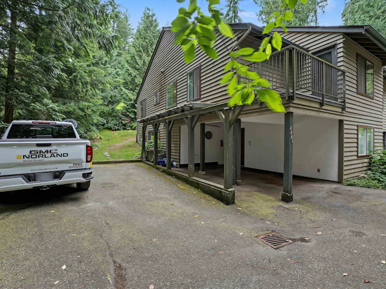 3381 William Avenue, North Vancouver, BC, V7K 1Z7 - 3