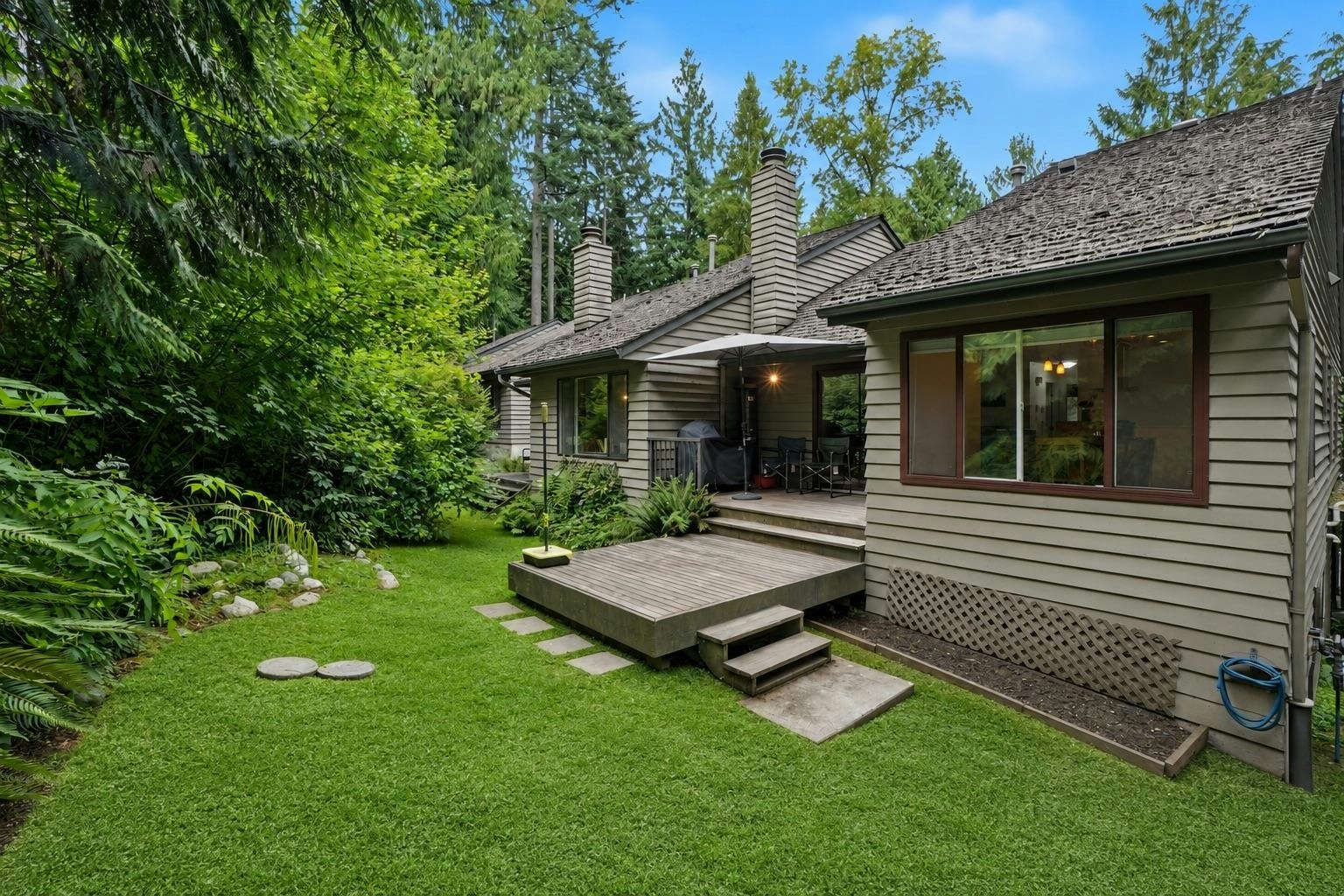 3381 William Avenue, North Vancouver, BC, V7K 1Z7 - 2