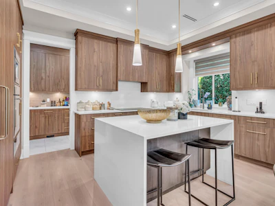 7128 Bridge Street - 5