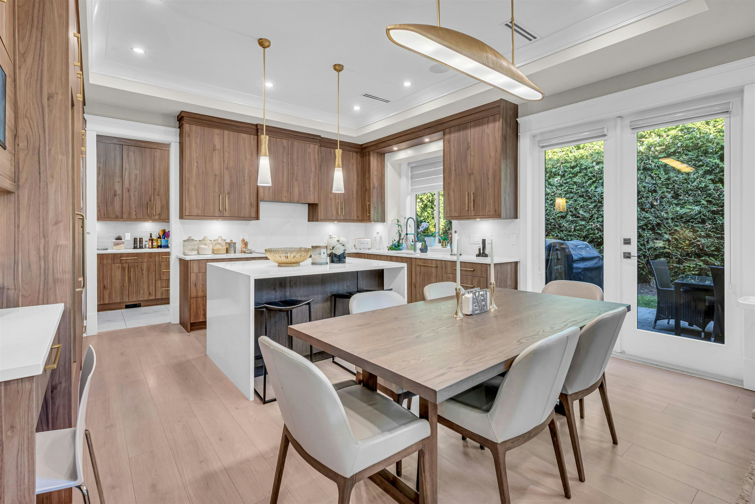 7128 Bridge Street - 4