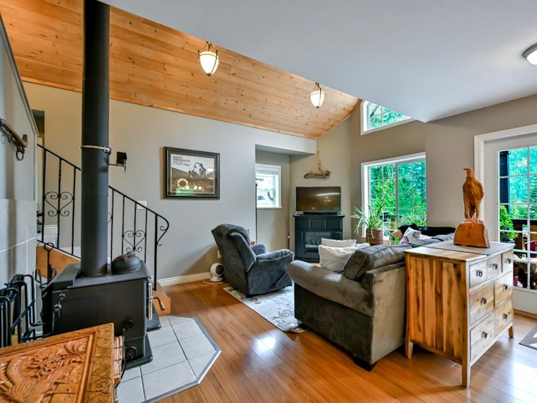 14883 Parkwood Street, Hope, BC, V0X 1L5 - 6