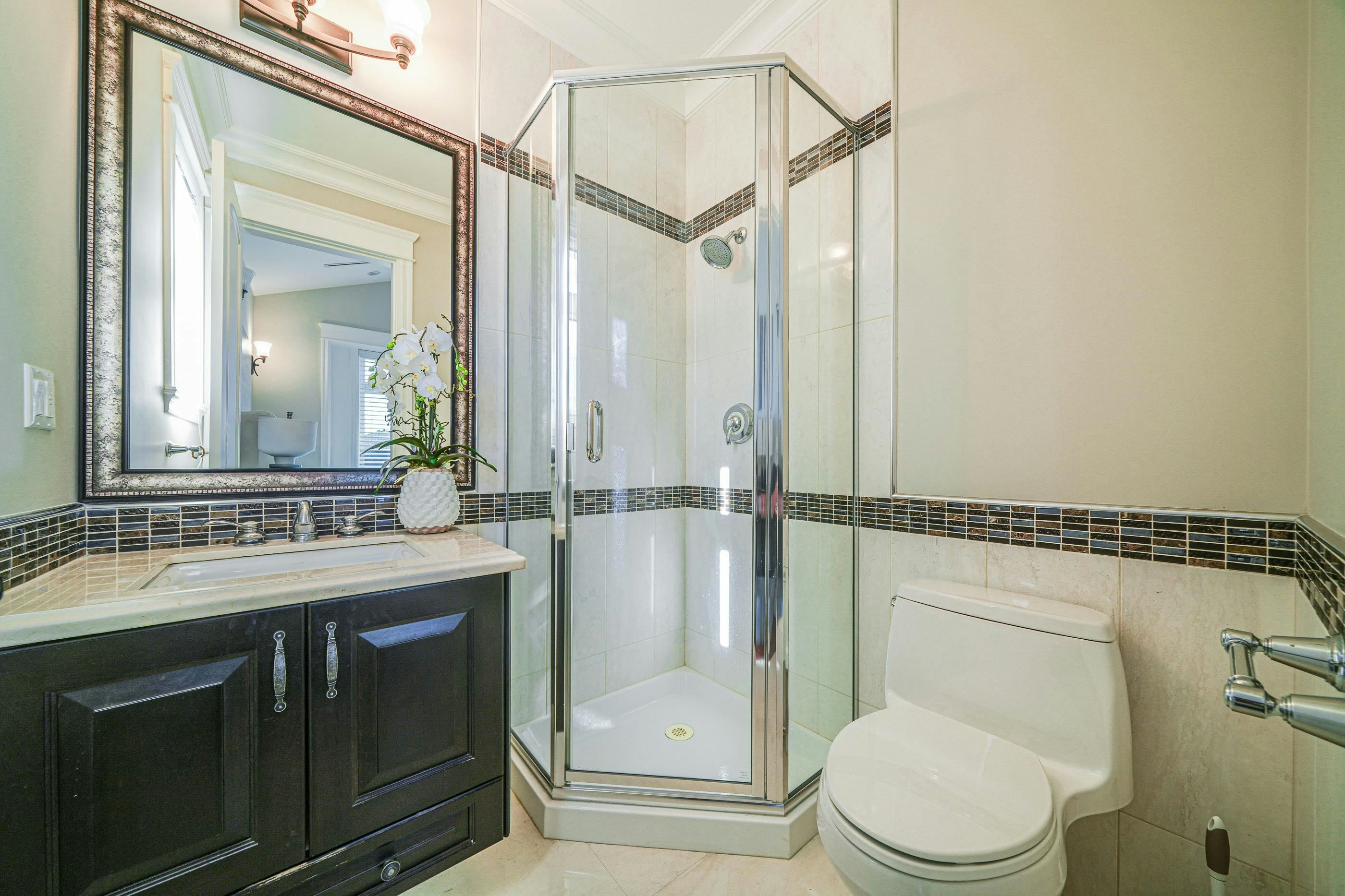 1657 W 58th Avenue, Vancouver, BC, V6P 1W8 - 19