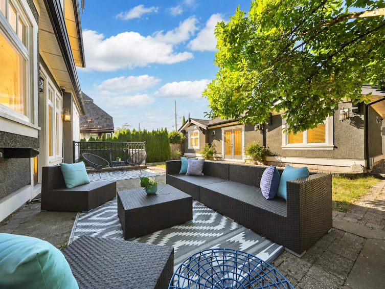 1657 W 58th Avenue, Vancouver, BC, V6P 1W8 - 35