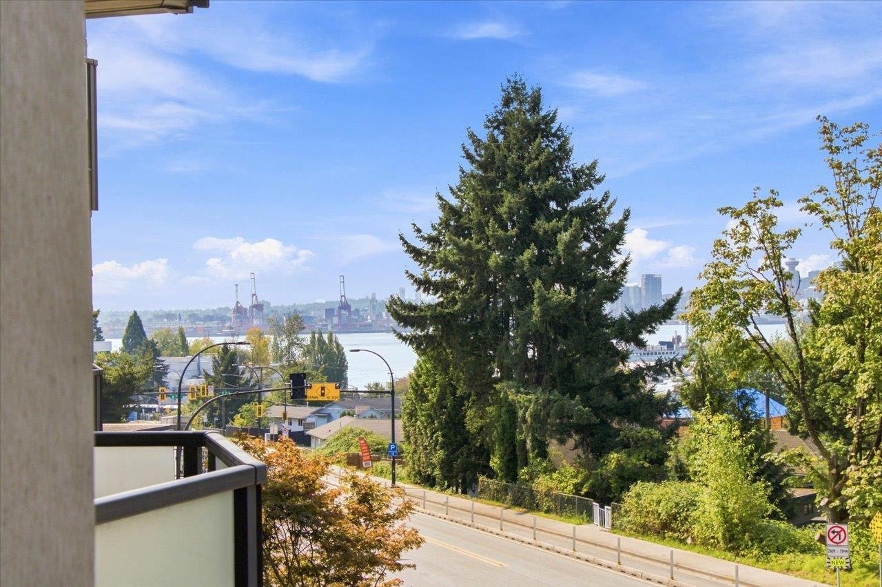 202-212 Forbes Avenue, North Vancouver, BC, V7M 3E5 - 10