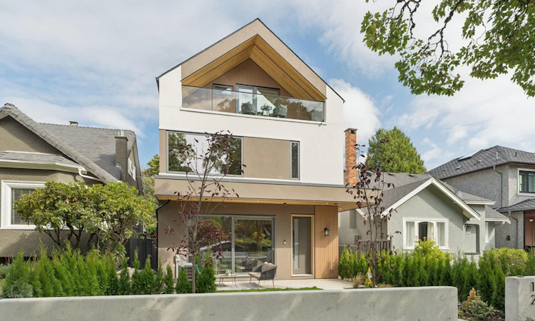 1-2941 W 29th Avenue